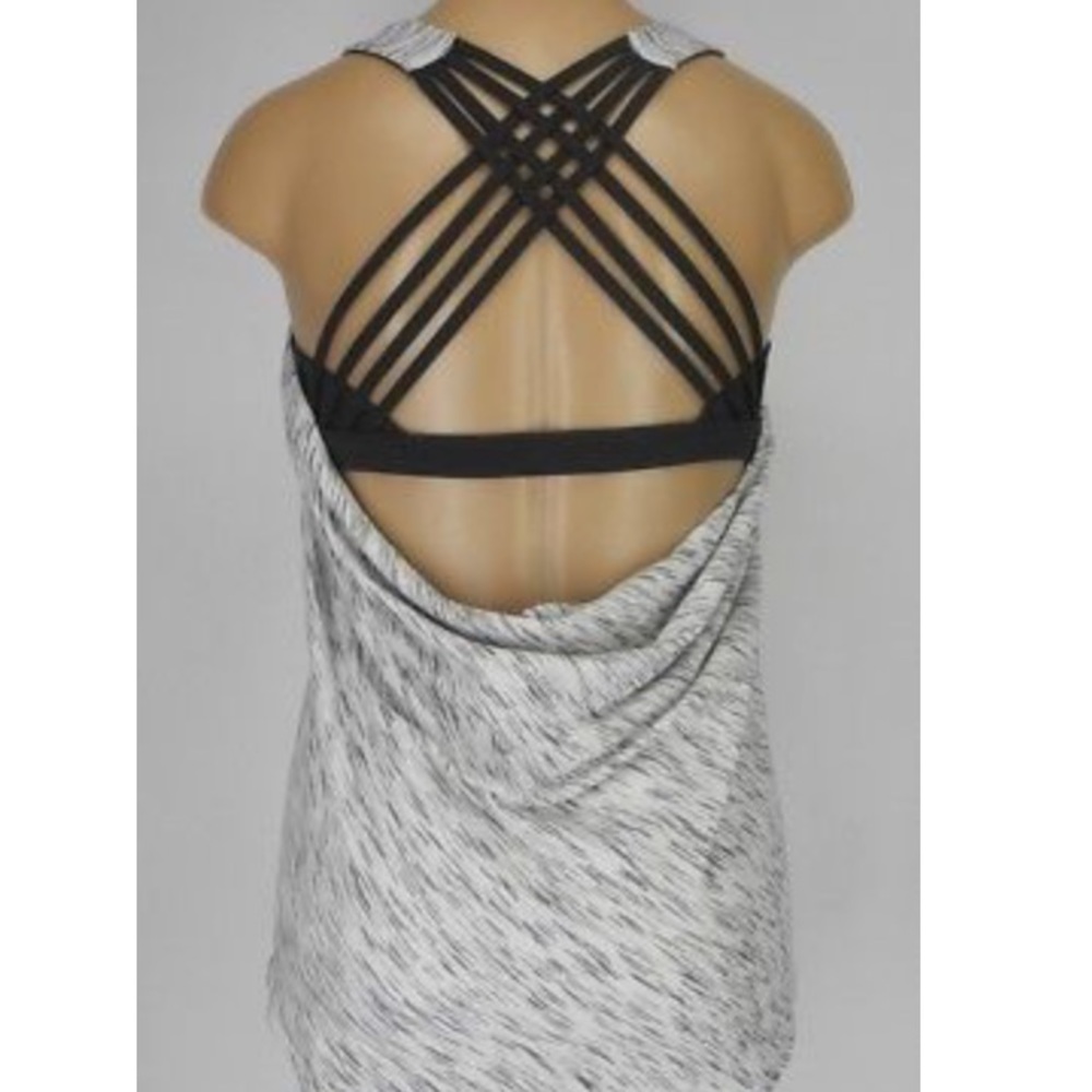 Lululemon Wild Tank (fits like a 4)
